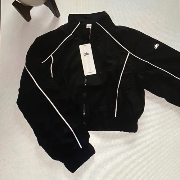 ALO Yoga Black Cropped Bomber Jacket with White Piping - Picture 4 of 5